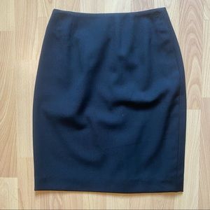 Petite Sophisticate | Black Pencil Skirt